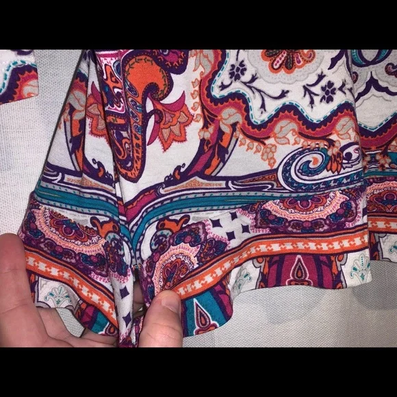 Chico’s 0 Boho, Paisley, Side Tie, Jersey Top - Picture 10 of 16